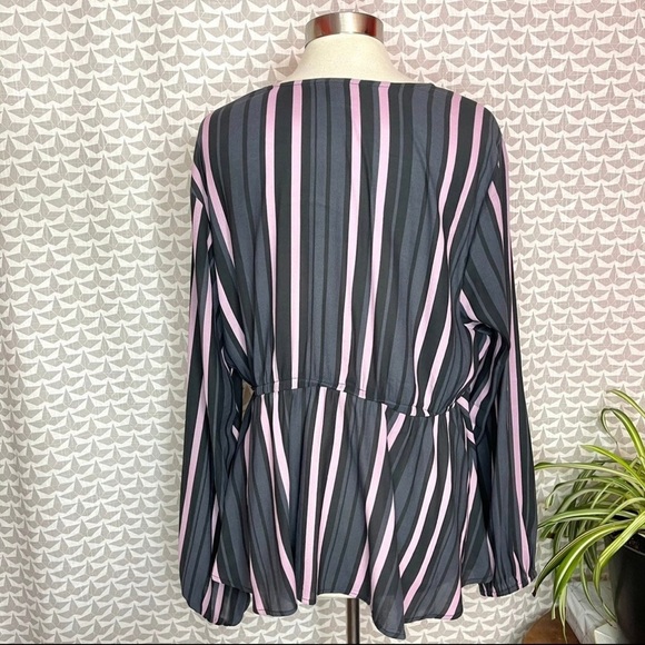 Torrid Purple Stripe Crepe Wrap Crop Blouse Top Long Sleeve Plus Size 2 2X - Picture 10 of 14